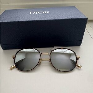 Dior Tortoiseshell Frame Gold Accents Gray Lens Sunglasses